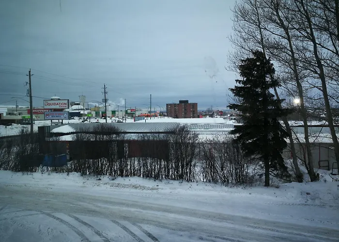 Super 8 By Wyndham Timmins On